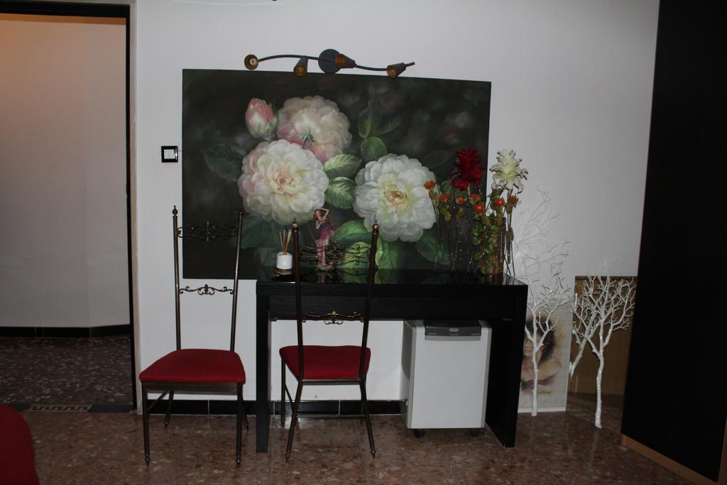 Flower Trani Εξωτερικό φωτογραφία